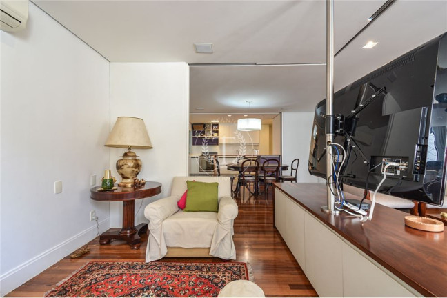 Imagem Apartamento com 2 Quartos à Venda, 129 m² em Itaim Bibi - São Paulo