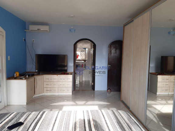 Imagem Sobrado com 3 Quartos à Venda, 214 m² em Centro - Penha Imagem Sobrado com 3 Quartos à Venda, 214 m² em Centro - Penha