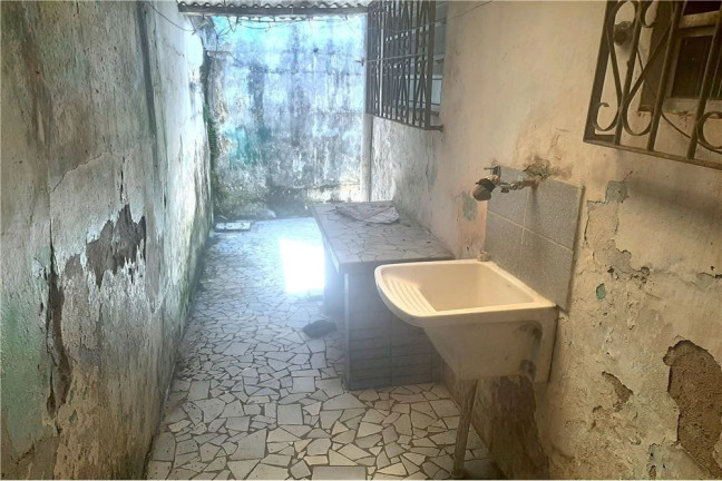 Imagem Casa com 2 Quartos à Venda, 83 m² em Castelo - Santos