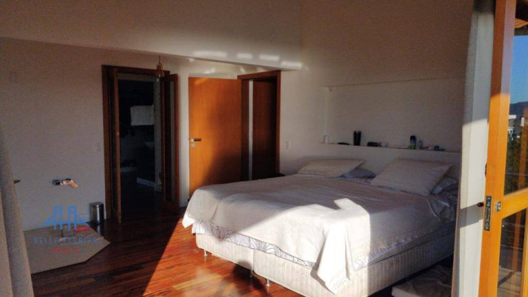 Imagem Casa com 4 Quartos à Venda, 450 m² em João Paulo - Florianópolis Imagem Casa com 4 Quartos à Venda, 450 m² em João Paulo - Florianópolis