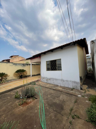 Imagem Casa com 3 Quartos à Venda, 300 m² em Residencial Porto Seguro - Goiânia Imagem Casa com 3 Quartos à Venda, 300 m² em Residencial Porto Seguro - Goiânia