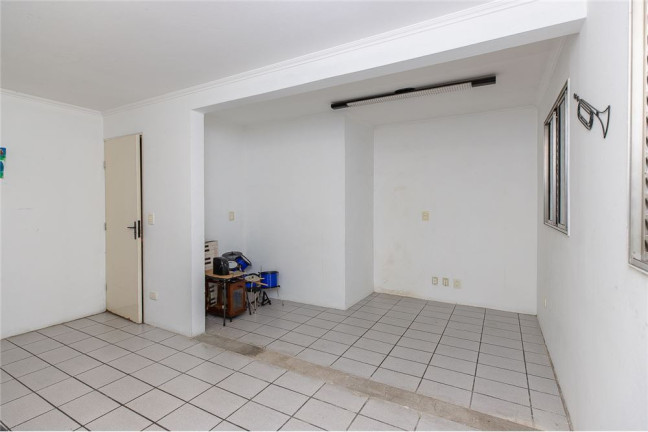 Imagem Casa com 2 Quartos à Venda, 136 m² em Jardim Aeroporto - São Paulo