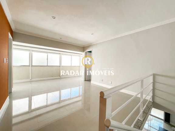 Imagem Apartamento com 3 Quartos à Venda, 208 m² em Algodoal - Cabo Frio