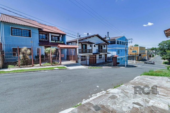 Imagem Casa com 3 Quartos à Venda, 232 m² em Vera Cruz - Gravataí Imagem Casa com 3 Quartos à Venda, 232 m² em Vera Cruz - Gravataí