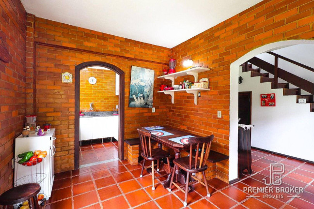 Imagem Casa com 4 Quartos à Venda, 187 m² em Golfe - Teresópolis Imagem Casa com 4 Quartos à Venda, 187 m² em Golfe - Teresópolis