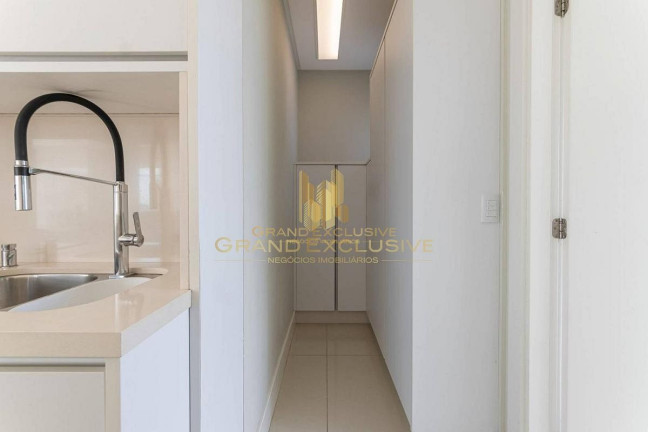 Imagem Apartamento com 3 Quartos à Venda, 237 m² em Centro - Balneário Camboriú Imagem Apartamento com 3 Quartos à Venda, 237 m² em Centro - Balneário Camboriú