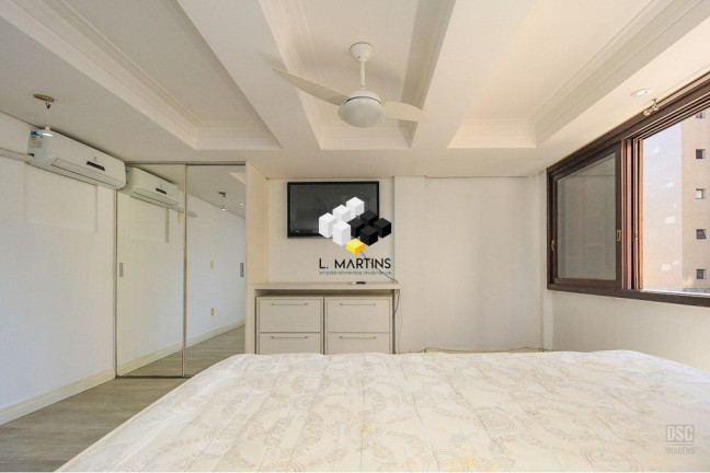 Imagem Apartamento com 3 Quartos à Venda, 137 m² em Petrópolis - Porto Alegre Imagem Apartamento com 3 Quartos à Venda, 137 m² em Petrópolis - Porto Alegre