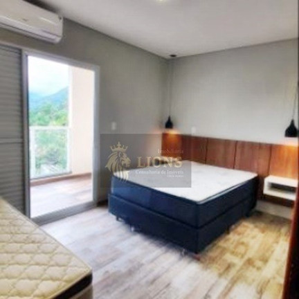 Imagem Imóvel com 3 Quartos à Venda, 140 m² em Centro - Ubatuba