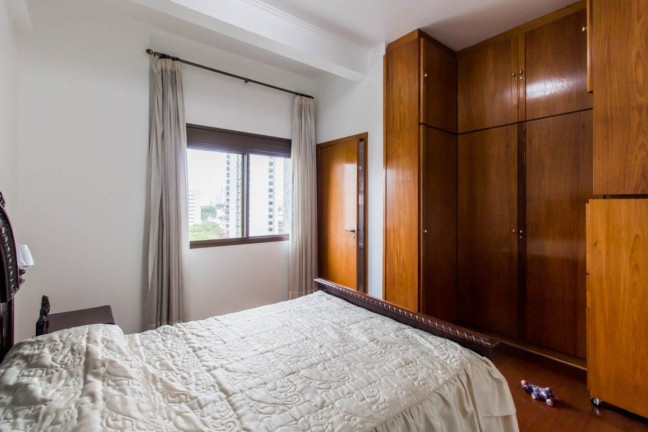 Imagem Apartamento com 4 Quartos à Venda, em Moema - São Paulo Imagem Apartamento com 4 Quartos à Venda, em Moema - São Paulo