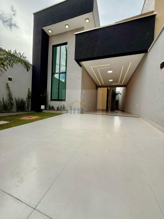 Casa com 3 Quartos à Venda, 128 m² em Parque Das Flores - Goiânia