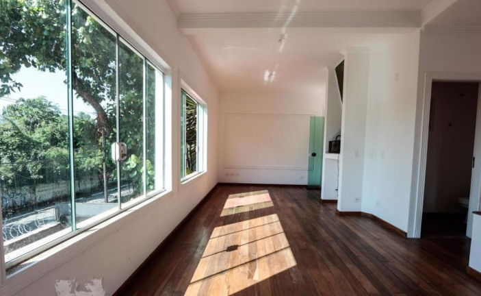 Imagem Casa com 4 Quartos à Venda, 240 m² em Fazenda Morumbi - São Paulo Imagem Casa com 4 Quartos à Venda, 240 m² em Fazenda Morumbi - São Paulo