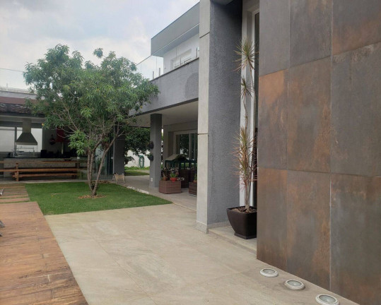 Casa com 4 Quartos à Venda, 1.300 m² em Alphaville Residencial Dois - Barueri