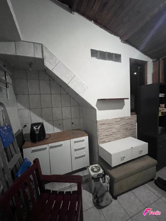 Imagem Casa com 4 Quartos à Venda, 148 m² em Trindade - Florianópolis