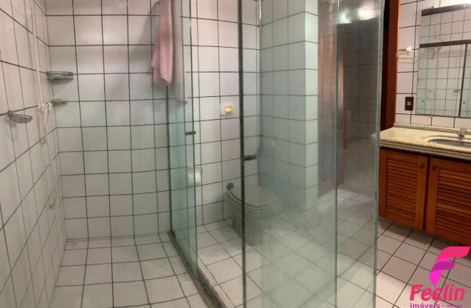 Imagem Casa com 6 Quartos à Venda, 370 m² em Armação - Florianópolis