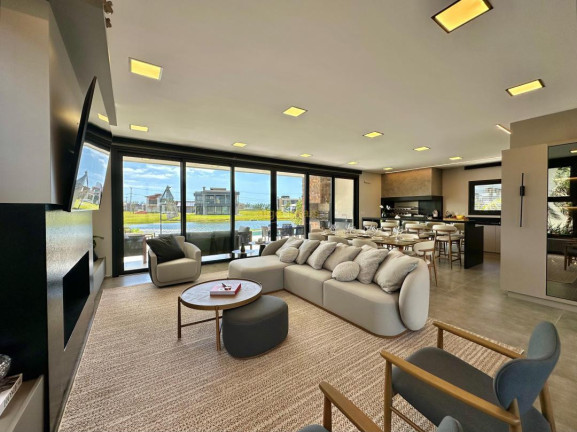 Imagem Casa com 4 Quartos à Venda, 344 m² em Condomínio Costa Serena - Capão Da Canoa Imagem Casa com 4 Quartos à Venda, 344 m² em Condomínio Costa Serena - Capão Da Canoa