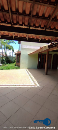 Imagem Casa com 3 Quartos à Venda, em Centro - Campos Dos Goytacazes Imagem Casa com 3 Quartos à Venda, em Centro - Campos Dos Goytacazes