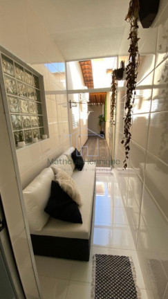 Imagem Casa com 2 Quartos à Venda, 110 m² em Tulipas - Jundiaí