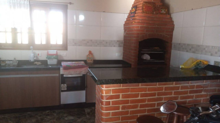 Imagem Casa com 7 Quartos à Venda, 500 m² em Centro - Boituva