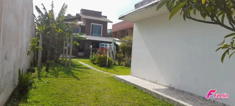 Imagem Casa com 5 Quartos à Venda, 600 m² em Canasvieiras - Florianópolis