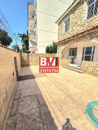 Imagem Casa com 3 Quartos à Venda, 365 m² em Braz De Pina - Rio De Janeiro Imagem Casa com 3 Quartos à Venda, 365 m² em Braz De Pina - Rio De Janeiro