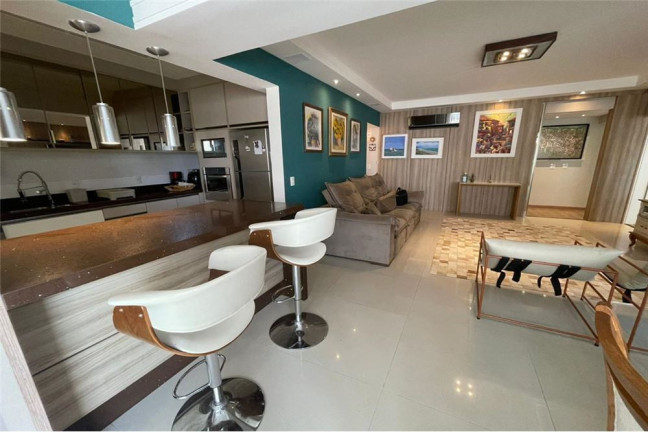 Imagem Apartamento com 3 Quartos à Venda, 310 m² em Centro - Balneário Camboriú Imagem Apartamento com 3 Quartos à Venda, 310 m² em Centro - Balneário Camboriú