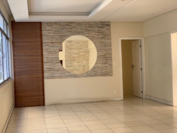 Imagem Imóvel com 4 Quartos à Venda, 250 m² em Campo Grande - Salvador Imagem Imóvel com 4 Quartos à Venda, 250 m² em Campo Grande - Salvador