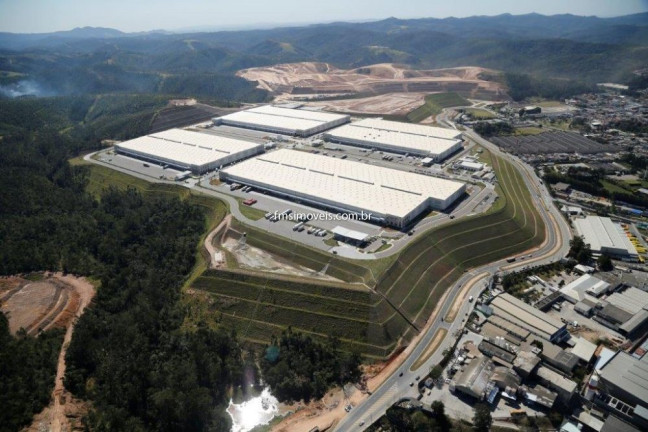 Imóvel para Alugar, 16.233 m² em Fazenda Velha - Cajamar