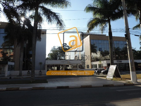 Imóvel Comercial à Venda,  em Chácara Ondas Verdes - Cotia