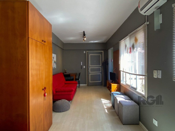 Imagem Imóvel com 1 Quarto à Venda, em Centro Histórico - Porto Alegre Imagem Imóvel com 1 Quarto à Venda, em Centro Histórico - Porto Alegre