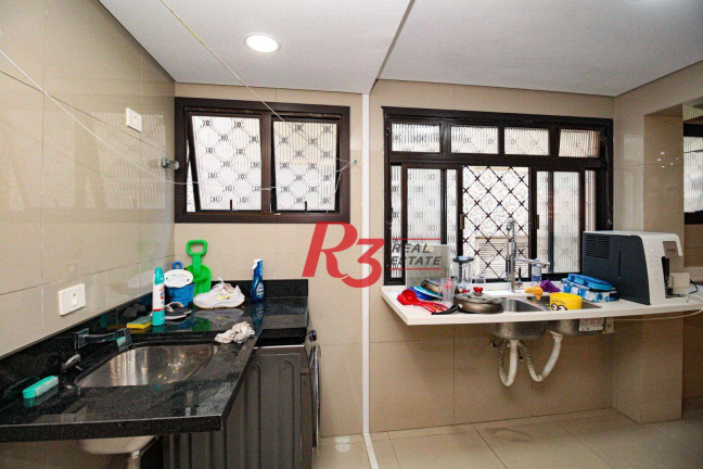 Imagem Apartamento com 3 Quartos à Venda, 140 m² em Gonzaga - Santos