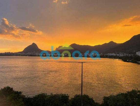 Imagem Apartamento com 3 Quartos à Venda, 112 m² em Lagoa - Rio De Janeiro Imagem Apartamento com 3 Quartos à Venda, 112 m² em Lagoa - Rio De Janeiro