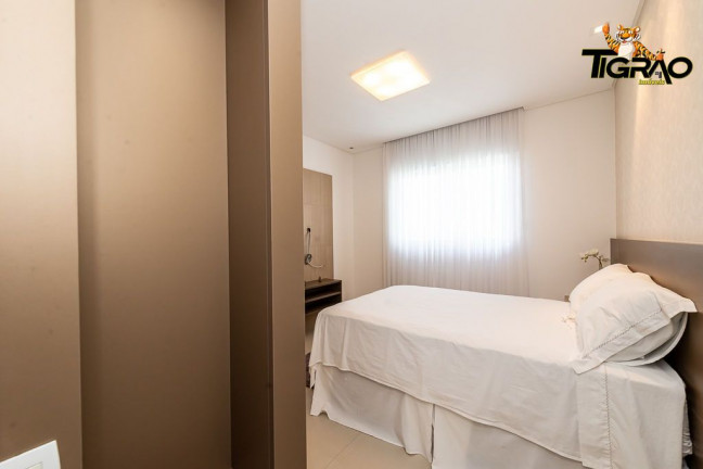 Imagem Apartamento com 3 Quartos à Venda, 130 m² em Centro - Balneário Camboriú Imagem Apartamento com 3 Quartos à Venda, 130 m² em Centro - Balneário Camboriú