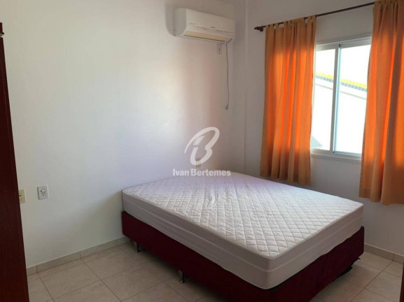 Imagem Apartamento com 3 Quartos para Temporada, em Mariscal - Bombinhas Imagem Apartamento com 3 Quartos para Temporada, em Mariscal - Bombinhas