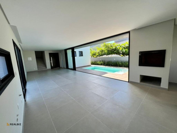 Imagem Casa com 3 Quartos à Venda, 360 m² em Palmas - Governador Celso Ramos