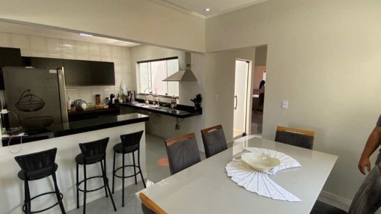 Imagem Sobrado com 2 Quartos à Venda, 180 m² em Jardim Santa Cecília - Sorocaba Imagem Sobrado com 2 Quartos à Venda, 180 m² em Jardim Santa Cecília - Sorocaba