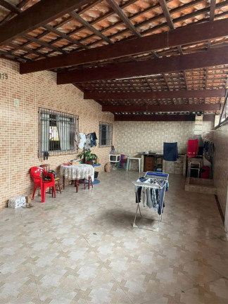 Imagem Casa com 2 Quartos à Venda, 144 m² em Quietude - Praia Grande