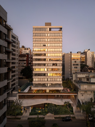 Imagem Apartamento com 3 Quartos à Venda, 160 m² em Petrópolis - Porto Alegre