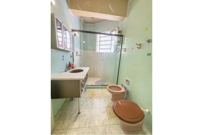 Imagem Imóvel com 2 Quartos à Venda, em Floresta - Porto Alegre Imagem Imóvel com 2 Quartos à Venda, em Floresta - Porto Alegre