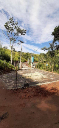 Terreno à Venda, 2.516 m² em Chácaras Condomínio Recanto Pássaros Ii - Jacareí