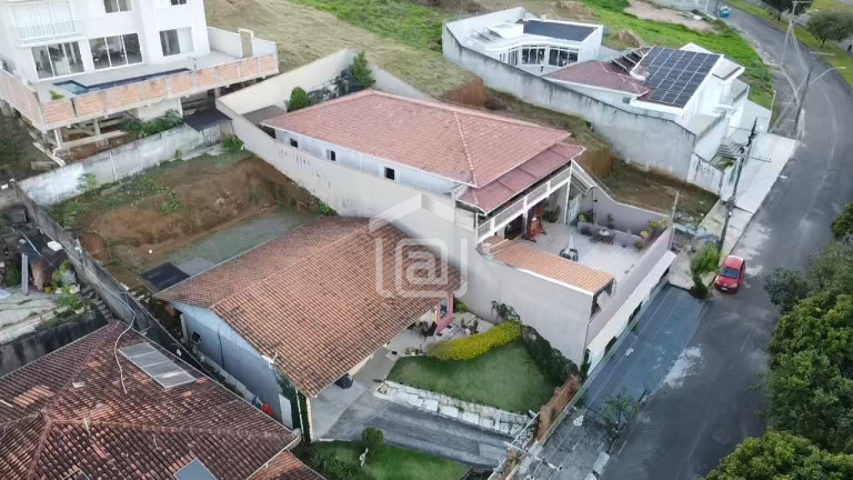 Imagem Casa à Venda, 1 m² em Véu Das Noivas - Poços De Caldas Imagem Casa à Venda, 1 m² em Véu Das Noivas - Poços De Caldas