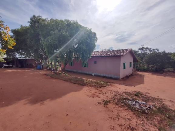 Chácara à Venda, 200 m² em Saraiva - Uberlândia
