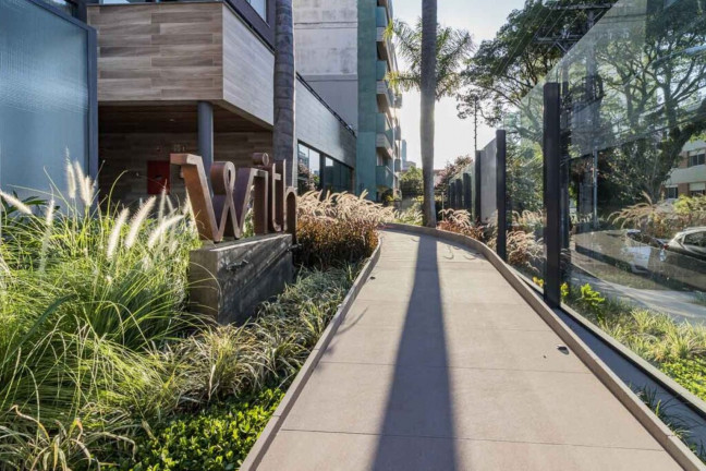 Imagem Imóvel com 2 Quartos à Venda, 73 m² em Petrópolis - Porto Alegre Imagem Imóvel com 2 Quartos à Venda, 73 m² em Petrópolis - Porto Alegre
