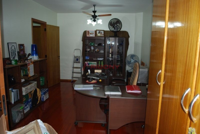 Imagem Apartamento com 3 Quartos à Venda, 224 m² em Centro - Santa Maria Imagem Apartamento com 3 Quartos à Venda, 224 m² em Centro - Santa Maria