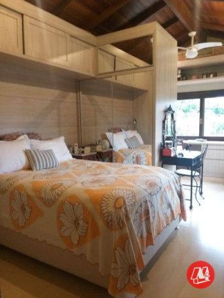Imagem Sobrado com 4 Quartos à Venda, 280 m² em Rio Branco - Porto Alegre