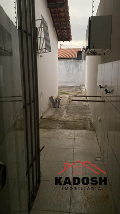 Imagem Casa com 2 Quartos à Venda, 150 m² em Conceição - Feira De Santana