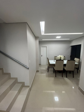 Imagem Casa com 3 Quartos à Venda, 260 m² em Samambaia Norte (samambaia) - Brasília Imagem Casa com 3 Quartos à Venda, 260 m² em Samambaia Norte (samambaia) - Brasília