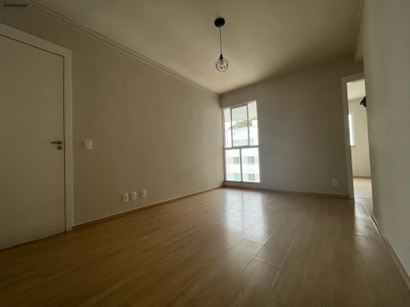 Imagem Apartamento com 2 Quartos à Venda, 46 m² em Cascata Do Imbuí - Teresópolis