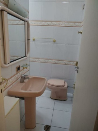 Imagem Casa com 4 Quartos à Venda, 250 m² em Pinheiros - São Paulo Imagem Casa com 4 Quartos à Venda, 250 m² em Pinheiros - São Paulo