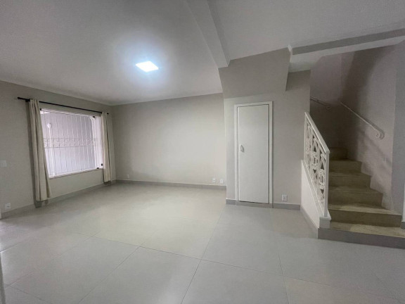 Imagem Casa com 4 Quartos à Venda, 199 m² em Jardim Satélite - São José Dos Campos