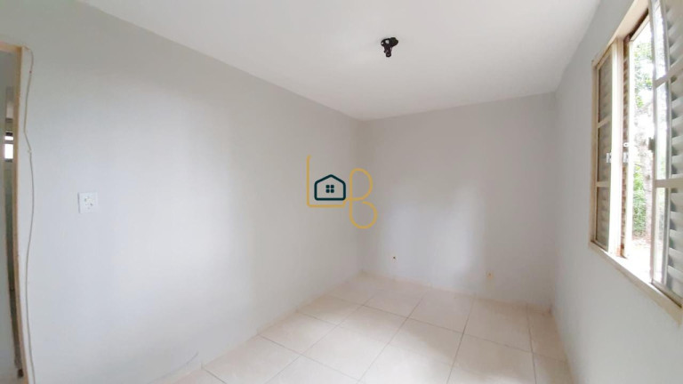 Imagem Apartamento com 2 Quartos à Venda, 40 m² em San Fernando - Londrina